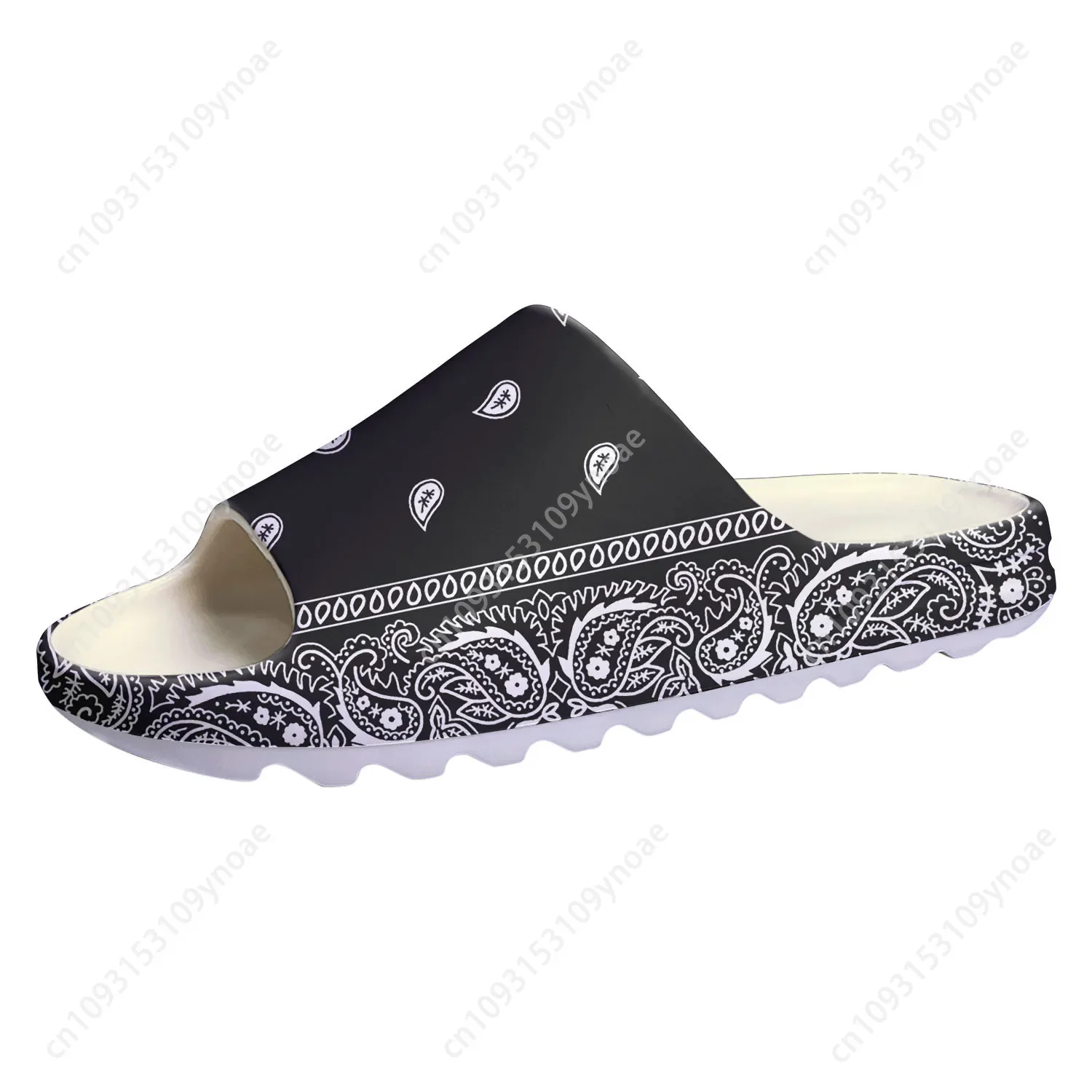 Bandana Blank White - Бандана с узором пейсли, тапочки на
